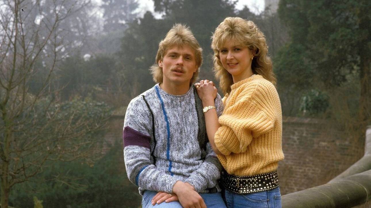 Uli Borowka (Gladbach) mit seiner Freundin Carmen Weidner