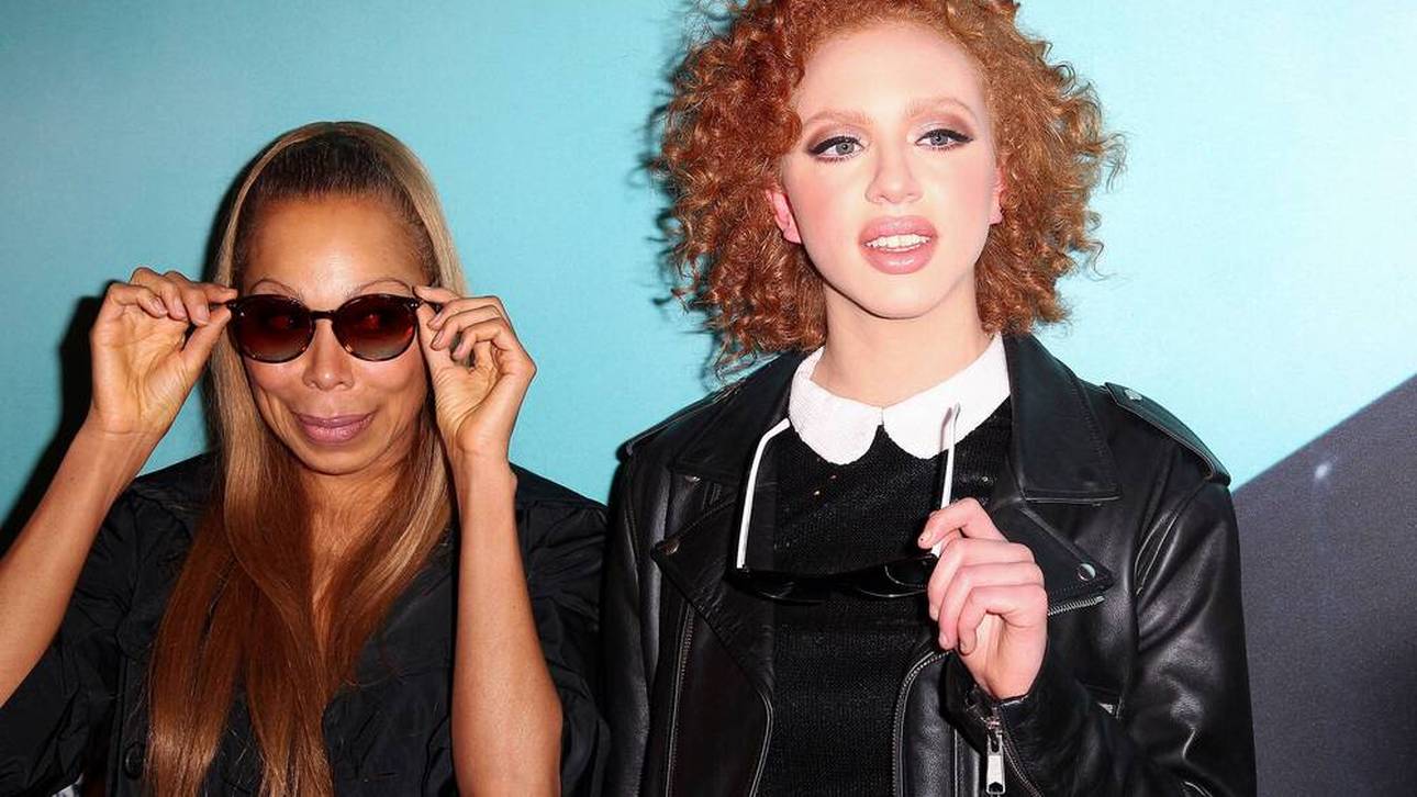 Beckers Tochter reagiert geschockt