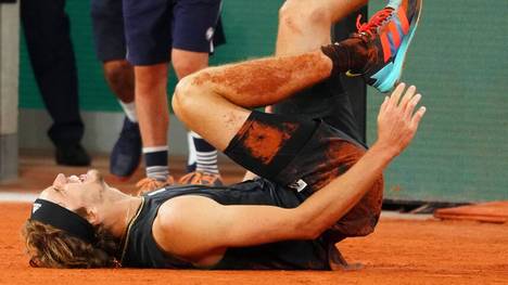 Alexander Zverev verletzte sich im Tiebreak des zweiten Satzes gegen Rafael Nadal