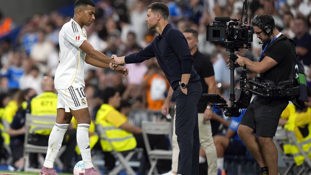 Zwei Elfer: Real jubelt in Unterzahl