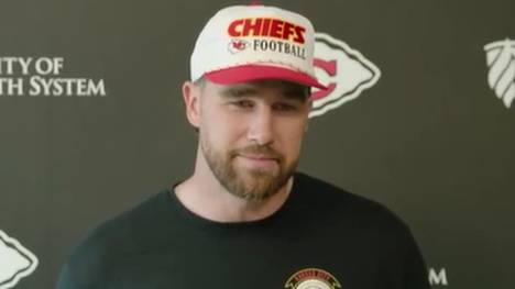 Chiefs-Star Travis Kelce räumt Führungsfehler beim Super Bowl ein. Der 35-Jährige will sich nun ganz auf den nächsten Titel konzentrieren – sein Vertrag läuft in einem Jahr aus.