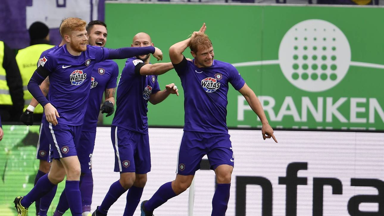 Aue mit Schützenfest gegen Fürth