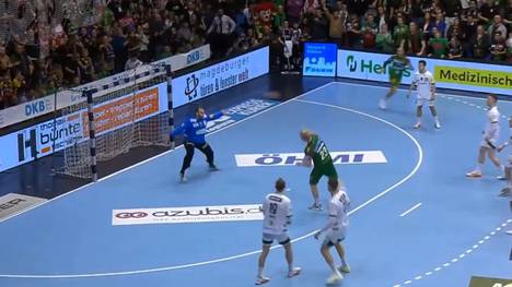 Die Füchse Berlin müssen ihre Meisterträume in der Handball-Bundesliga wohl begraben. Der Tabellenführer SC Magdeburg entscheidet ein mitreißendes Topspiel für sich.