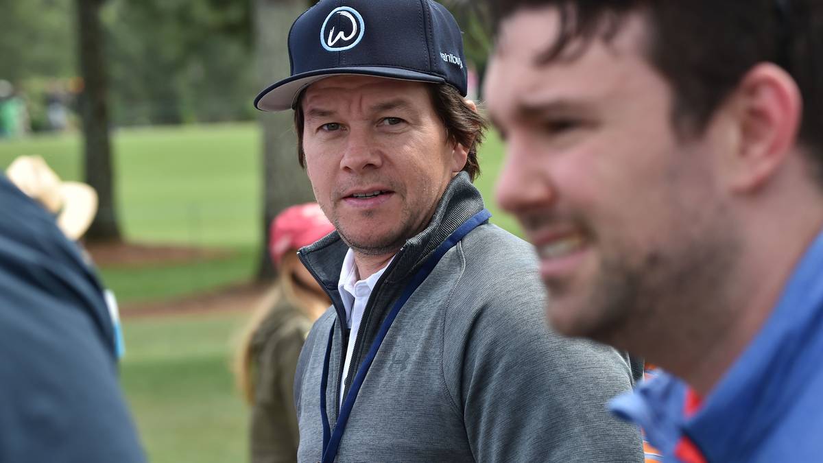 Auch Schauspieler Mark Wahlberg kann es nicht so recht glauben