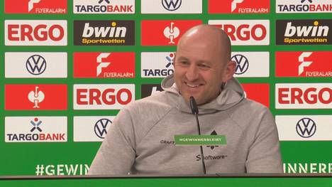 Der SV Darmstadt 98 lieferte im Pokal bei Eintracht Frankfurt einen packenden Fight ab, musste sich am Ende aber geschlagen geben. Einen kleinen Seitenhieb erlaubte sich Trainer Torsten Lieberknecht dennoch.