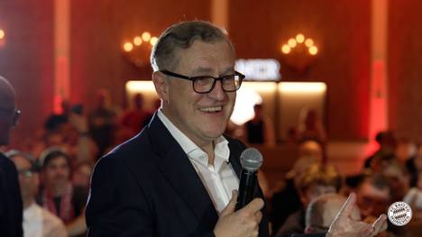 Bayern-Boss Jan-Christian Dreesen lobt auf der Bankett-Rede nach dem 2:1-Sieg im Hinspiel des Viertelfinals der Königsklasse gegen Real Madrid besonders zwei Persönlichkeiten: Trainer Vincent Kompany - und einen sicheren Rückhalt auf dem Platz. 