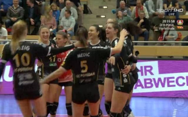 Volleyball Sc Potsdam Feiert Wichtigen Sieg Bei Den Roten Raben