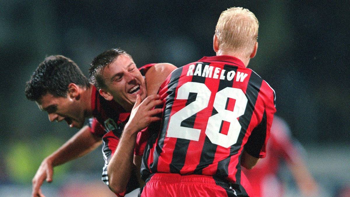 BAYER 04 LEVERKUSEN (hier Carsten Ramelow): 41 Jahre - seit 1979/80