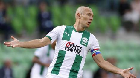 Arjen Robben hat seine Karriere eigentlich schon beendet, nun ist er zurück - und sofort auch wieder bei der Nationalmannschaft auf dem Radar.