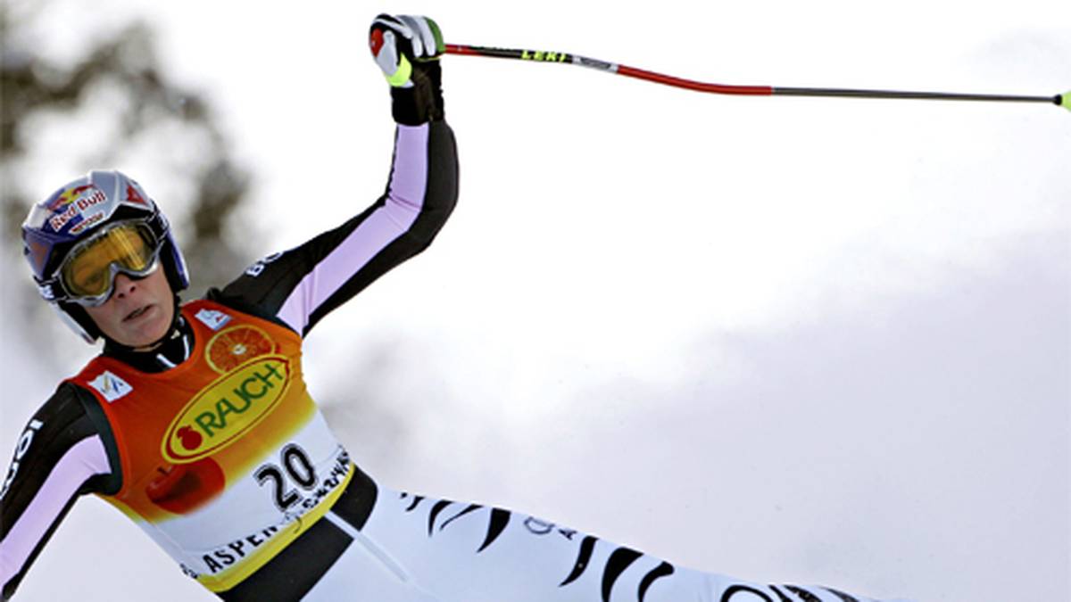 ...doch das Verletzungspech bleibt ihr treu. Beim Riesenslalom in Aspen stürzt sie erneut und muss die Olympiasaison nach nur sechs Rennen beenden