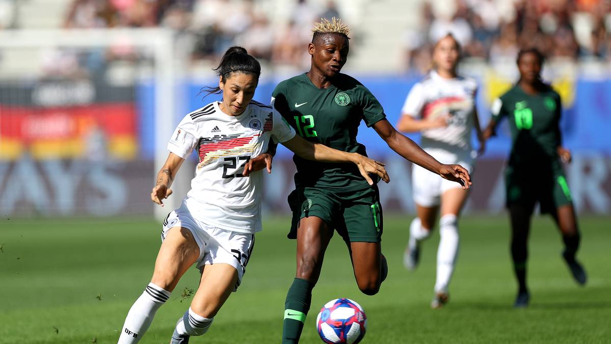 SARA DOORSOUN: Bildete mit Hegering dieses Mal eine souveräne Innenverteidigung. Die Nigerianerinnen versuchten es aber auch in den meisten Fälle über außen. Dieses Mal übernahm eher Hegering den Spielaufbau. SPORT1-Note: 2,0