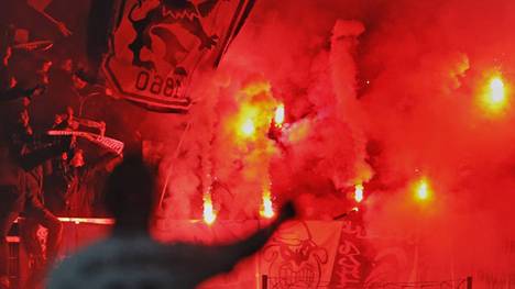 Während des Auswärtsspiels beim 1. FC Nürnberg wurde im Fanblock von 1860 München Pyrotechnik abgebrannt