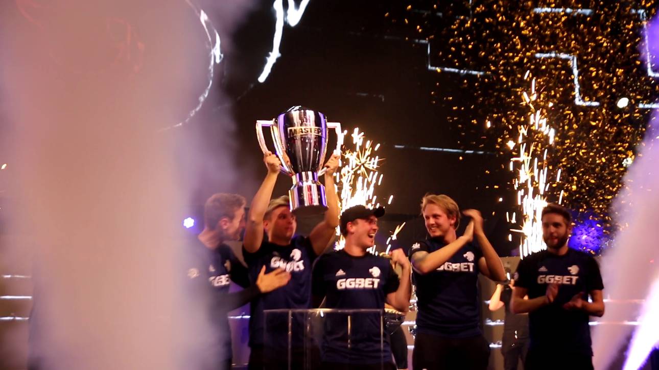 DH Masters: North triumphiert