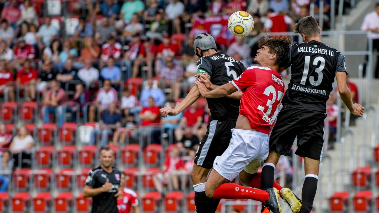 Derbysieg: Halle führt Dritte Liga an