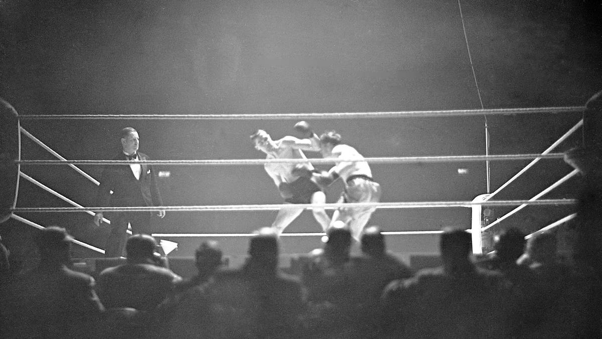 RANG 6 - Harvey vs. Petersen, 90.000 Zuschauer: Harvey zieht die Massen an. Ebenfalls im White City Stadium hatte der Brite im Jahr 1934 gegen Jack Petersen verloren 