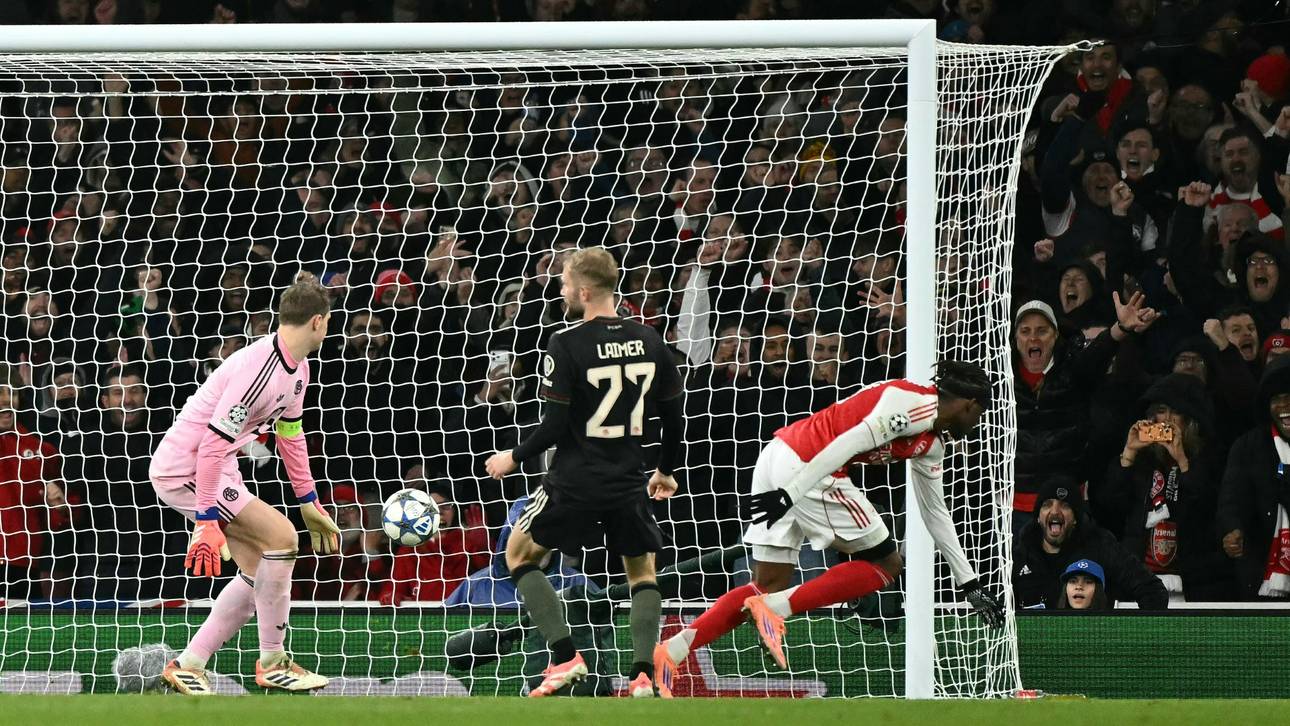 „Nicht notwendig“: Ballack kritisiert Neuer