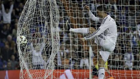Cristiano Ronaldo drosch den Ball nach Arbeloas Tor wütend ins Netz
