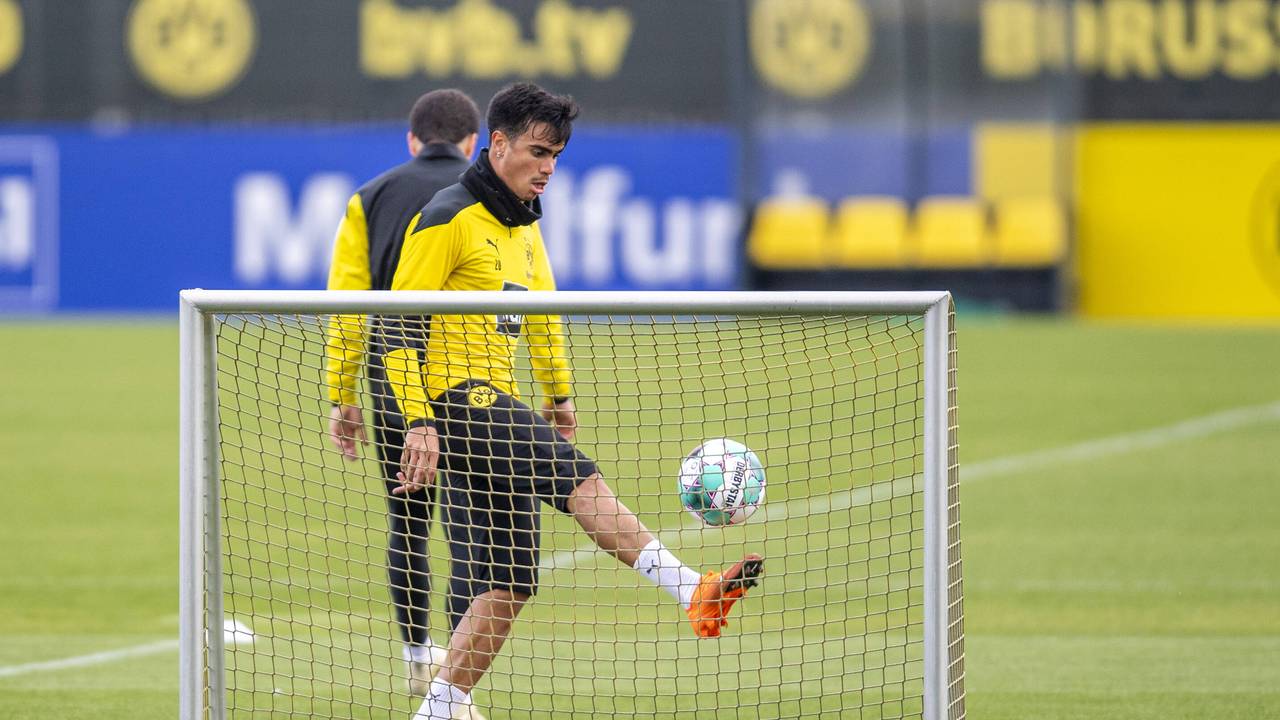 Borussia Dortmund: Trainer Lucien Favre hofft auf Reinier als Haaland-Ersatz
