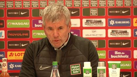 Die Trainervorstellung von Friedhelm Funkel beim 1. FC Köln ähnelt der letztjährigen beim 1. FC Kaiserslautern. Dieses Mal geht es aber um den Aufstieg.