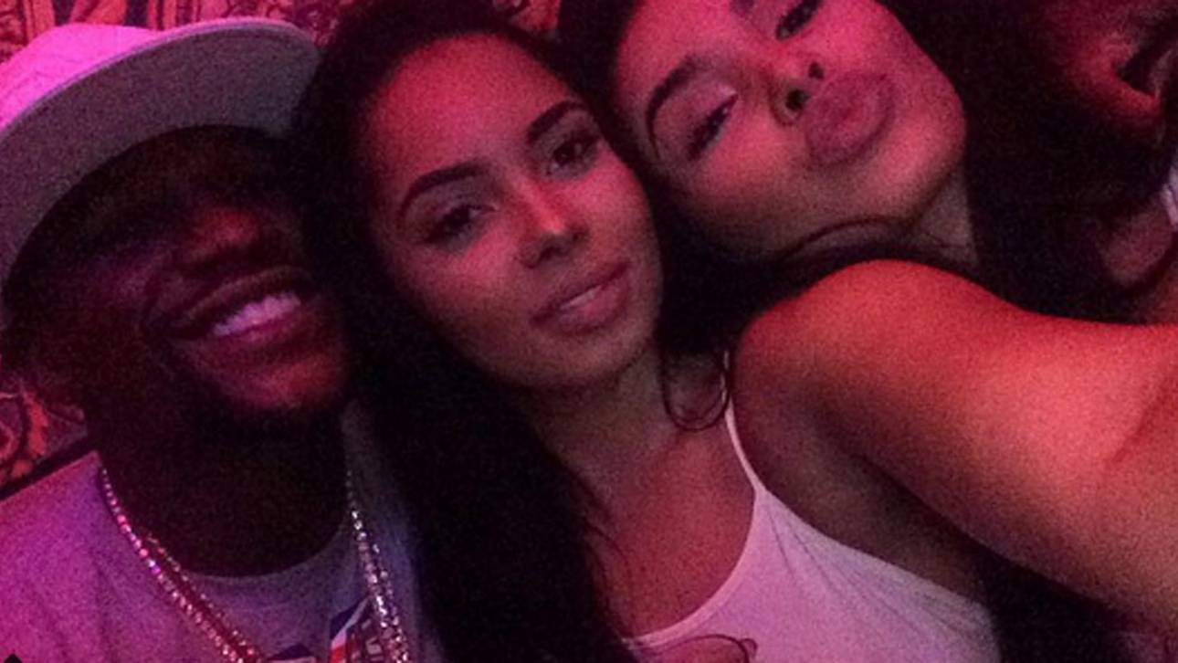 19-Jährige haut Mayweather um