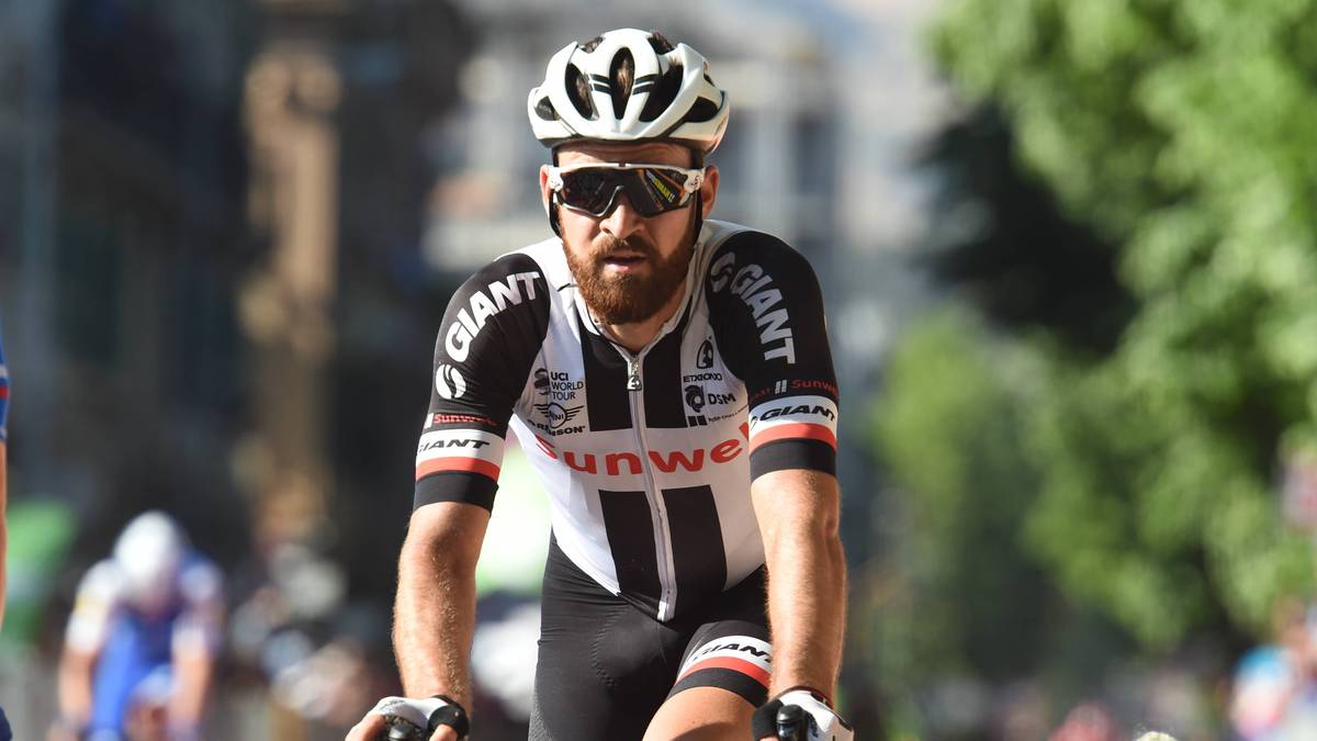 SIMON GESCHKE (Team Sunweb): 31 Jahre, 5. Tour-Teilnahme, Tour-Etappensiege: 1, größte Erfolge: Sieger der 17. Etappe der Tour 2015, eine Etappe beim Criterium International 2011, Großer Preis des Kantons Argau 2014