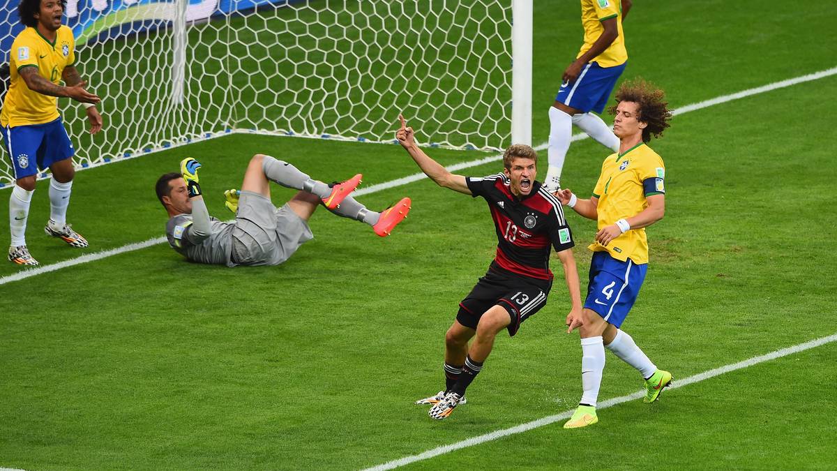 THOMAS MÜLLER: Einer der Schlüsselspieler für Jogi Löw bei der WM 2014. Mit fünf Treffern schoss der damals 24-Jährige die Nationalmannschaft bis ins Finale. Bei den anschließenden Turnieren konnte Müller deutlich weniger Akzente setzen. Zwischenzeitig wurde er von Löw aus der Nationalmannschaft aussortiert.