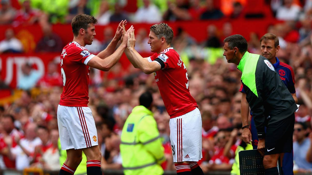 United siegt mit Joker Schweinsteiger