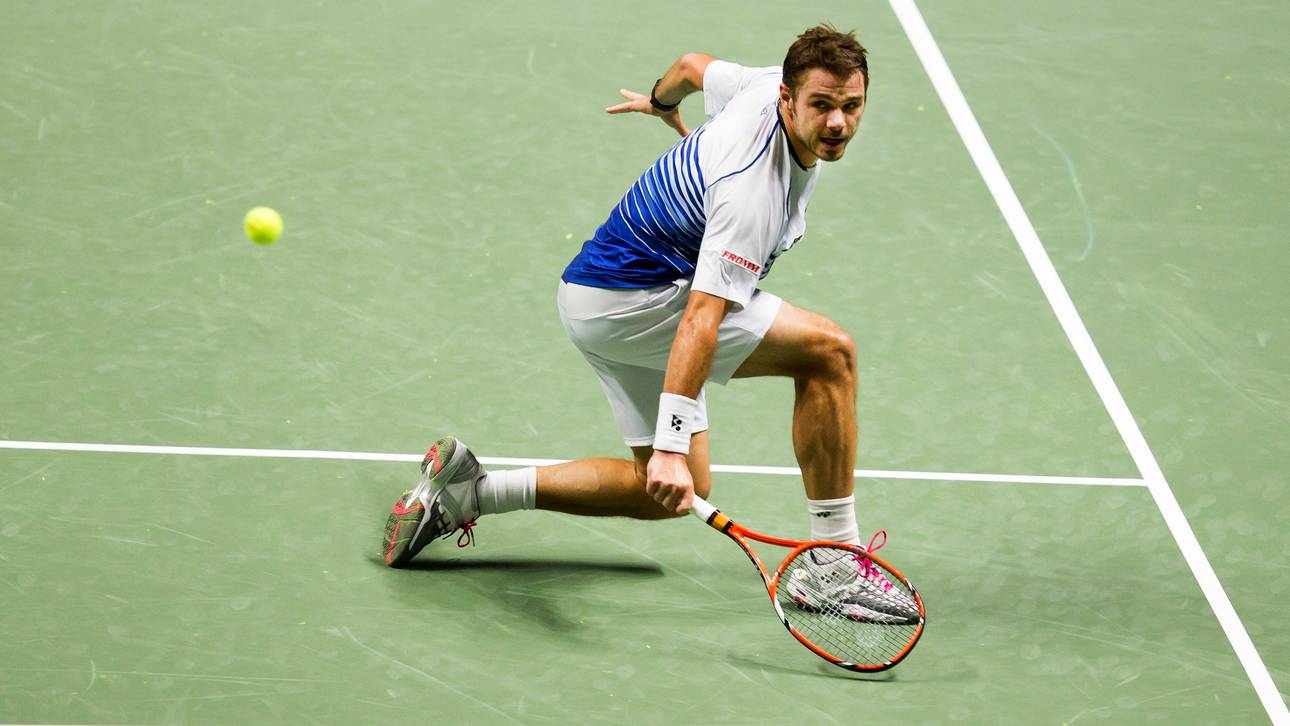 Wawrinka wankt, Raonic souverän