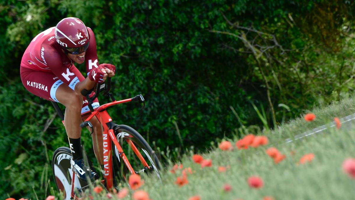 NILS POLITT (Team Katusha-Alpecin): 23 Jahre, Tour-Debüt, größter Erfolg: 2x DM-Bronze im Einzelzeitfahren. Auch Nils Politt ist bei der Tour als Helfer unterwegs. Seine Aufgabe ist es die Kapitäne Alexander Kristoff und Tony Martin zu beschützen. Chancen auf eine vordere Platzierung hat er im Einzelzeitfahren