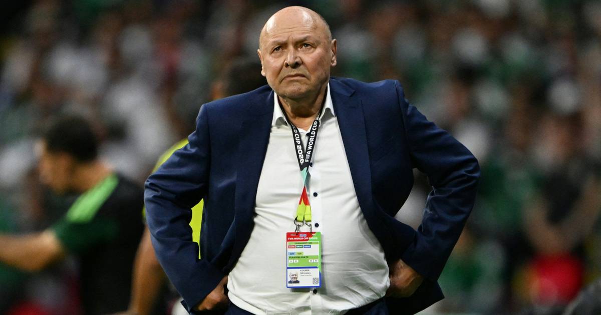 Former national coach lashes out at the media after elimination