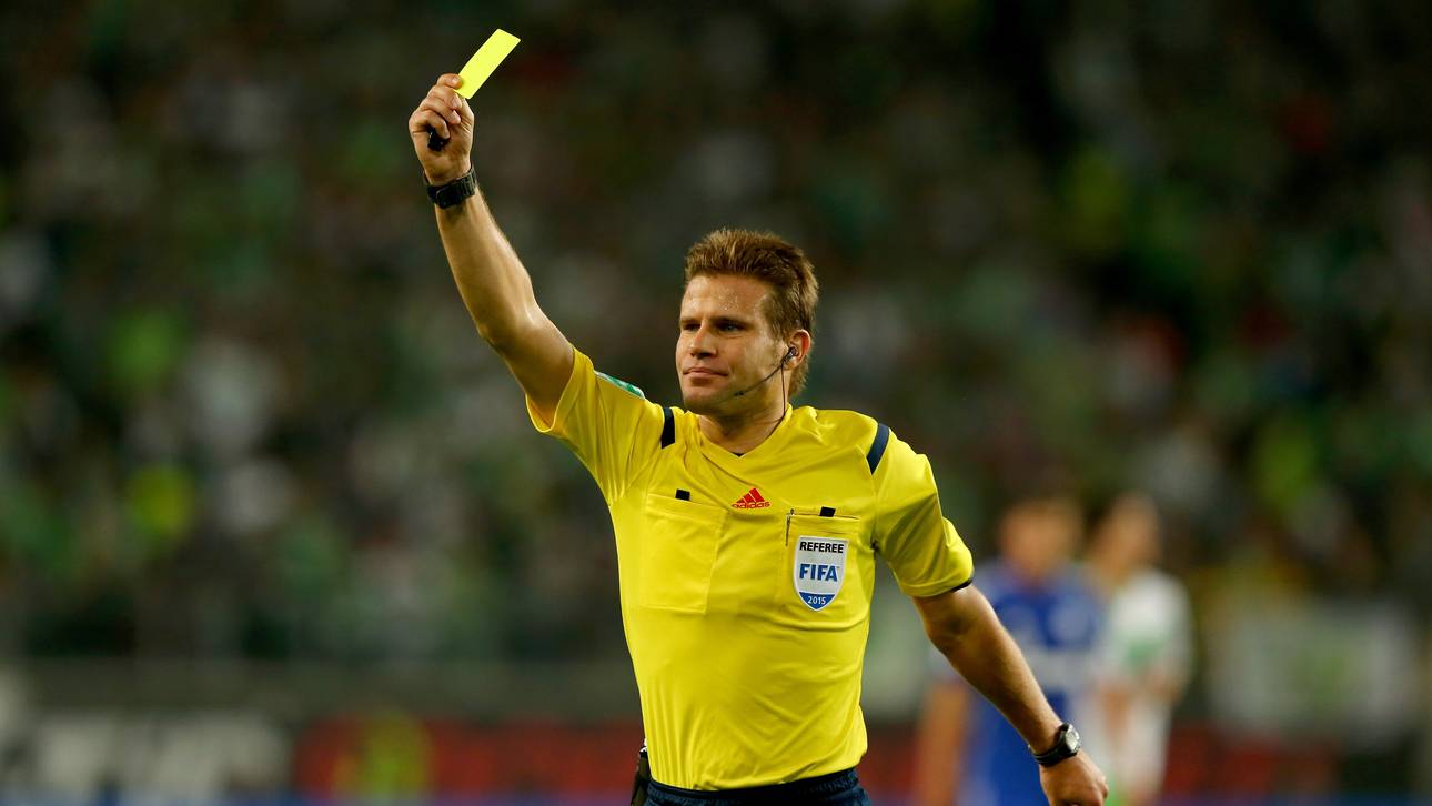 Brych ist Schiedsrichter des Jahres