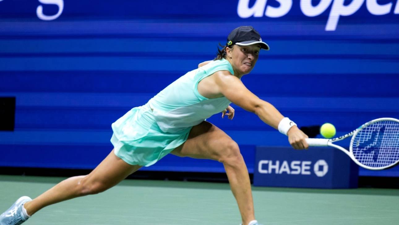 Swiatek weiter auf Titelkurs