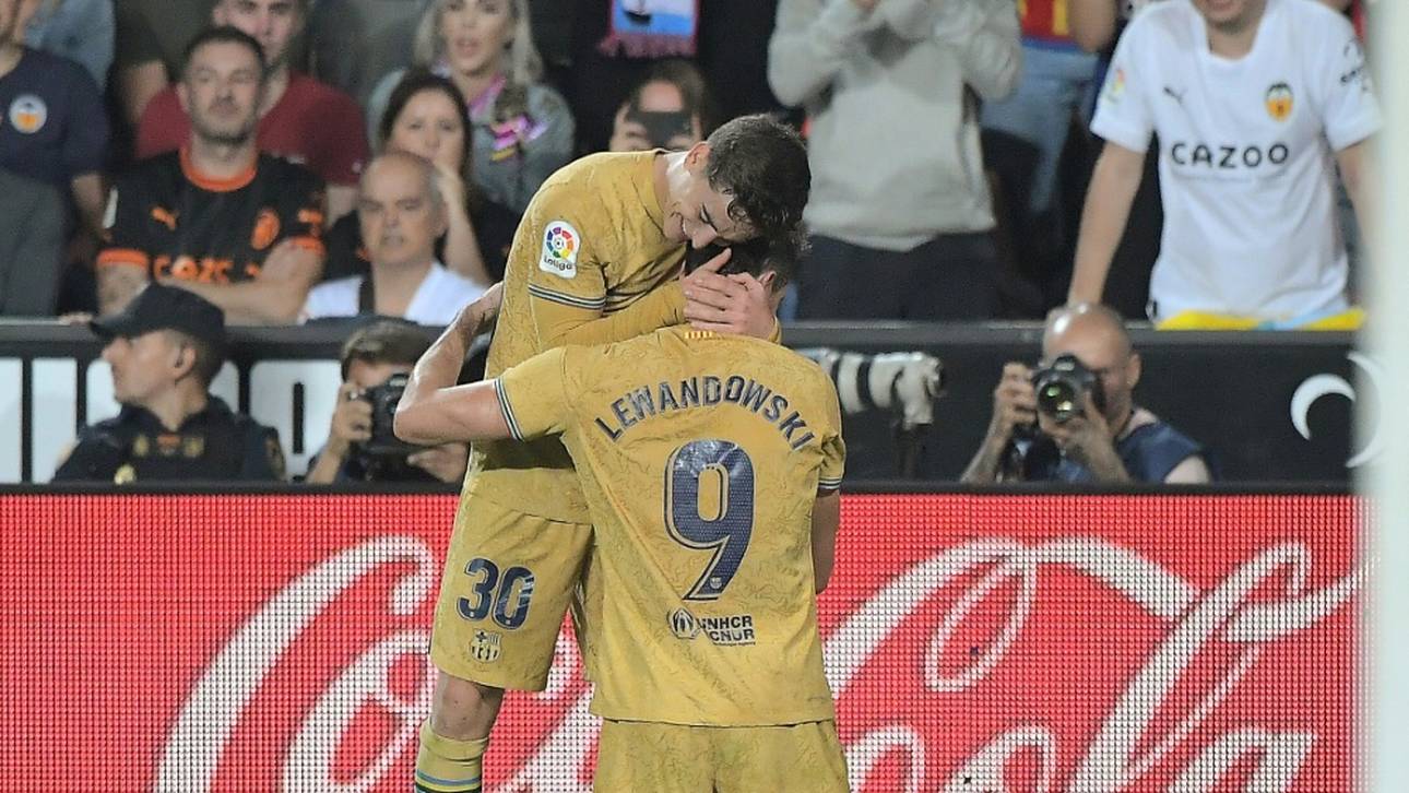 Barca-Sieg dank Lewandowski – Bangen um Cavani und Kounde