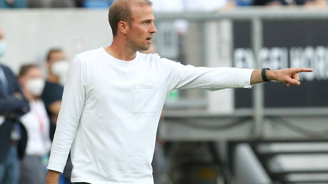 Eigentor-Doppelpack: Vorjahres-Halbfinalist Kiel schießt sich selbst raus