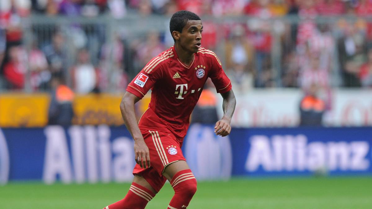 LUIZ GUSTAVO: Von 2011 bis 2013 räumt Luiz Gustavo im defensiven Mittelfeld der Bayern auf. Seine Bundesliga-Reife stellt der Südamerikaner zuvor bereits in Hoffenheim unter Beweis. Mit dem giftigen Brasilianer auf der Sechs holen die Münchner 2013 das Triple