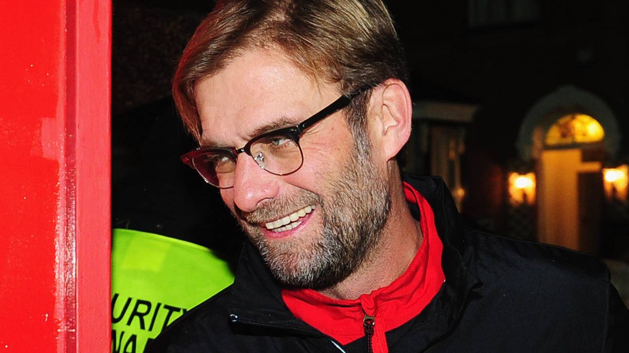 Klopp gibt Interview in Tee-Küche