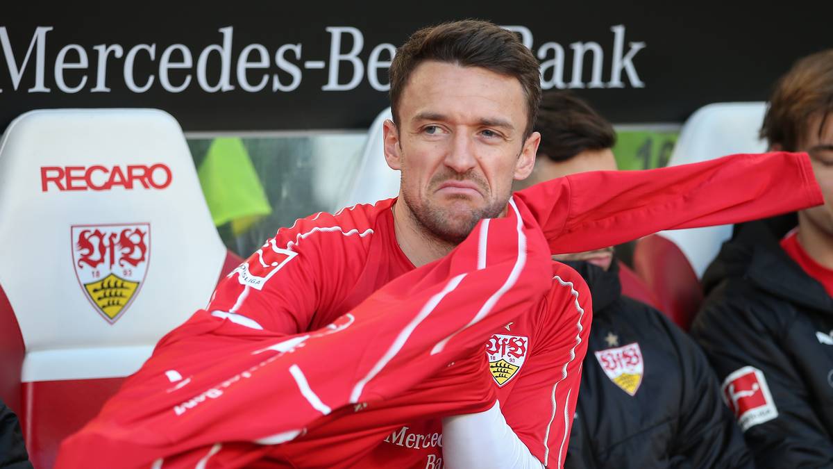 Unter Markus Weinzierl gehörte er zuletzt allerdings nicht mehr zur ersten Elf. Gentners Vertrag läuft im Sommer aus. Ob Mislintat mit ihm verlängern will, ist noch fraglich