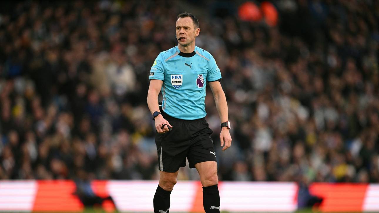 Ausgerechnet er pfeift Deutschland