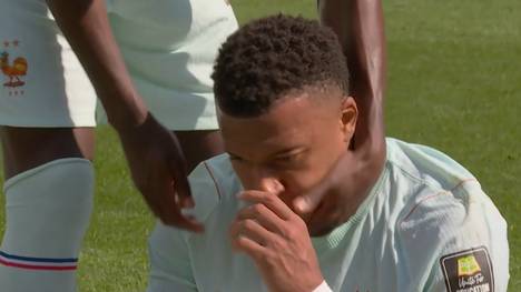 Kylian Mbappé trifft bei dieser WM wie am Fließband. Im Viertelfinale gegen Marokko vergibt der Superstar aber aus elf Metern kläglich. Er ist eben auch nur ein Mensch.