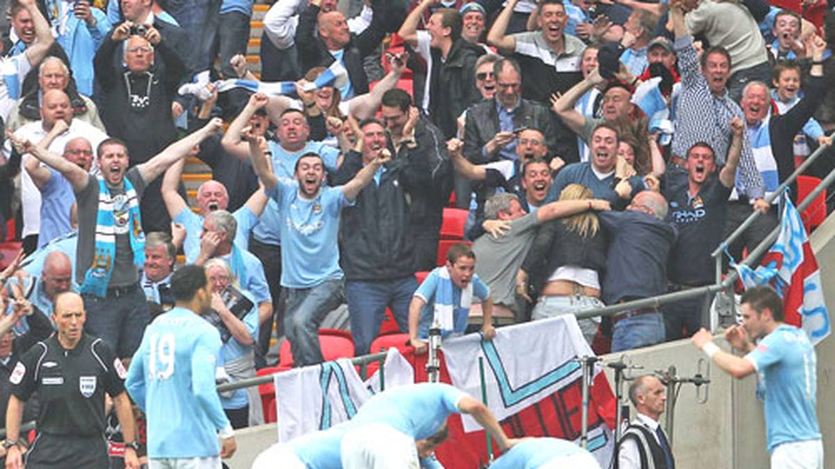 "Manchmal hat man eben einen lauten Nachbarn. Daran kann man nichts ändern, die werden halt immer laut sein. Was willst du machen? Du kannst nur deinen Fernseher anschalten und ihn etwas lauter machen." (über Manchester City) 