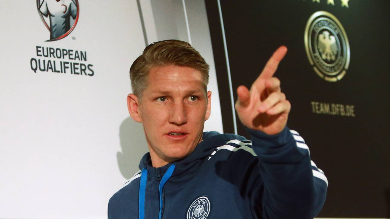 Schweinsteiger vor Debüt als Kapitän