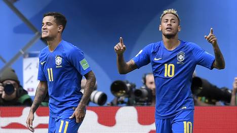 Neymar (r.) und Coutinho sollen es gegen Serbien richten