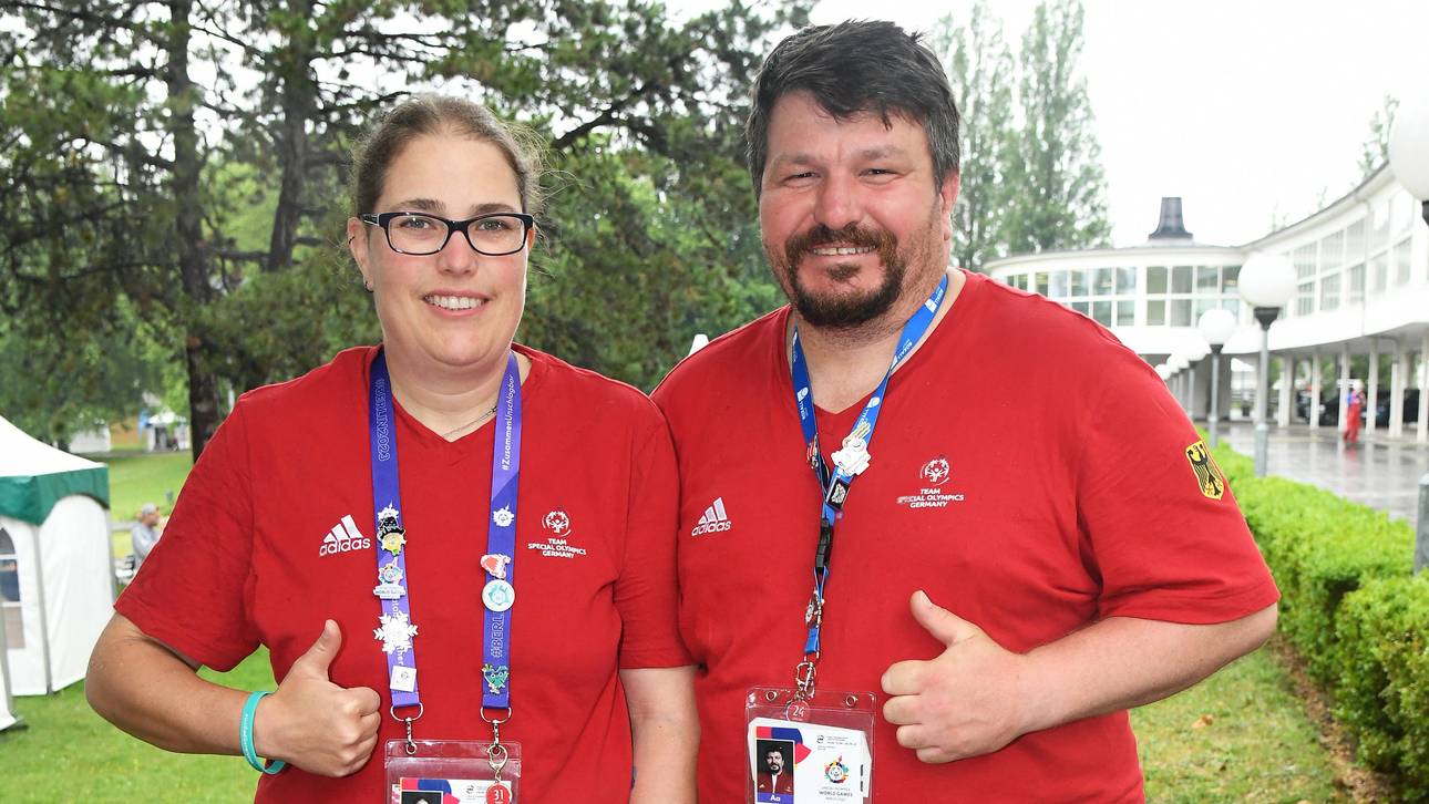 Nora Neuenroth und Alexander Knaub segeln gemeinsam bei den Special Olympics in Berlin