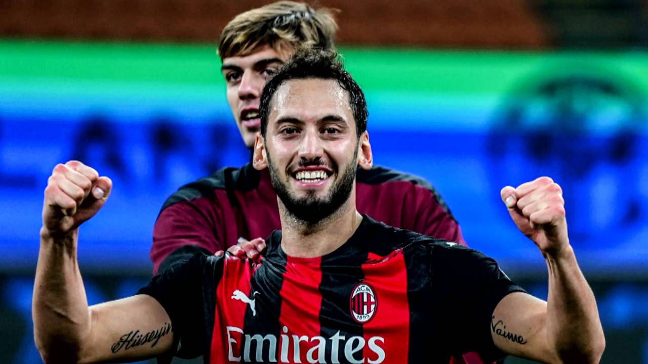 Milan könnte Hakan Calhanoglu im Winter zum Schnäppchenpreis verkaufen