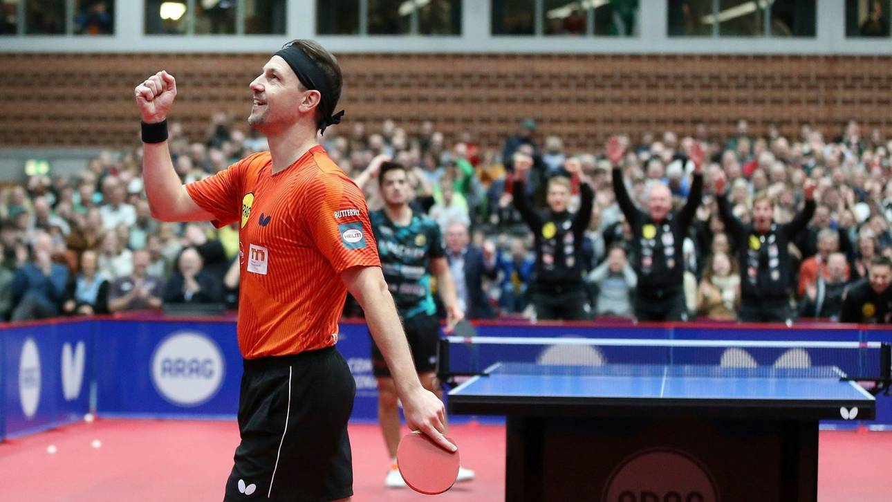 Boll mit hochemotionalem Duell