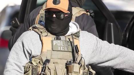 Cathy Lanier, Sicherheitschefin der NFL , ist zuversichtlich, dass keine Beamten der US-Einwanderungsbehörde ICE beim Super Bowl im Einsatz sind. Laut Lanier sollen die Behörden eng zusammenarbeiten, um das Finale ausrichten zu können.