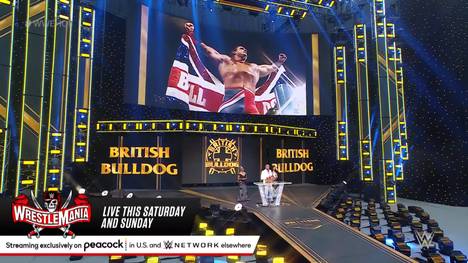 Der British Bulldog Davey Boy Smith ist 19 Jahre nach seinem Tod in die WWE Hall of Fame eingezogen. Sohn Harry erinnert an legendäre Momente mit Bret und Owen Hart.