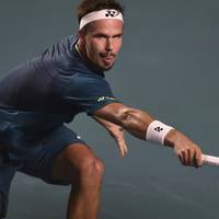 Tennisprofi Daniel Altmaier ist beim ATP-Masters in Rom gleich an seiner Auftakthürde gescheitert.