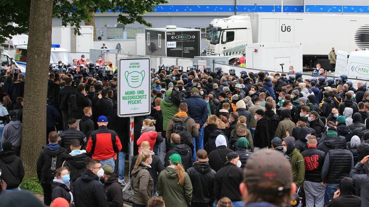 Fans gegen volle Stadien