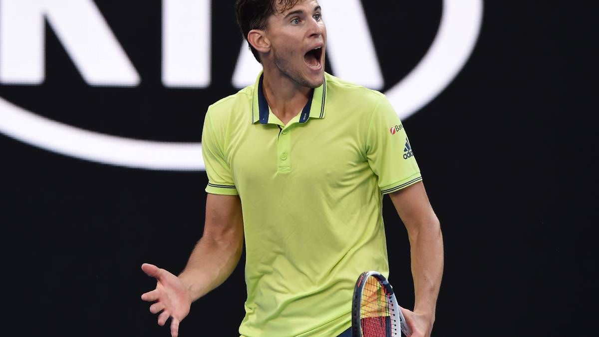 Spätestens nach der 2:1-Satzführung für den krassen Außenseiter war aber auch Thiem klar: Dieses Spiel läuft nicht in den zu erwartenden Bahnen. Der Österreicher glich zwar noch nach Sätzen aus...